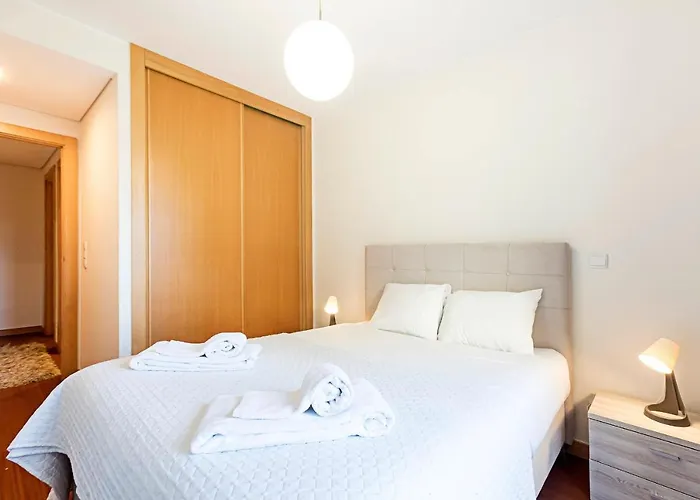 Apartamento 2br Flat By Metro W/ Free Parking By Lovelystay Vila Nova de Gaia