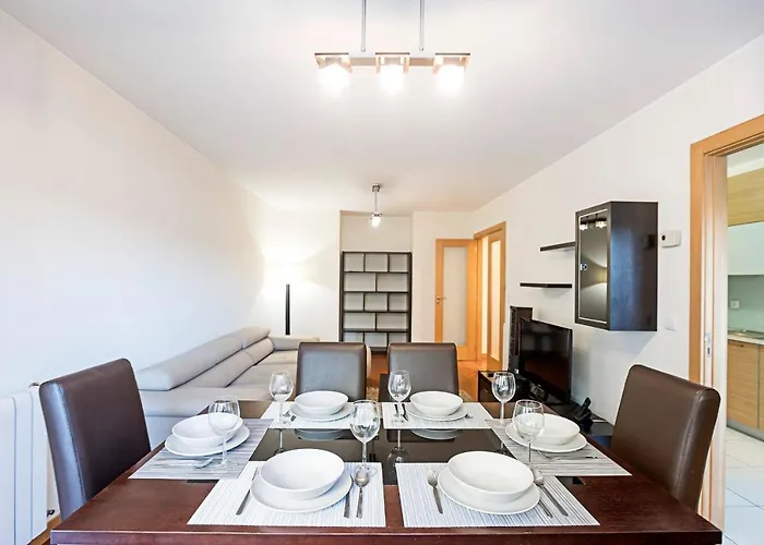 2br Flat By Metro W/ Free Parking By Lovelystay Vila Nova de Gaia